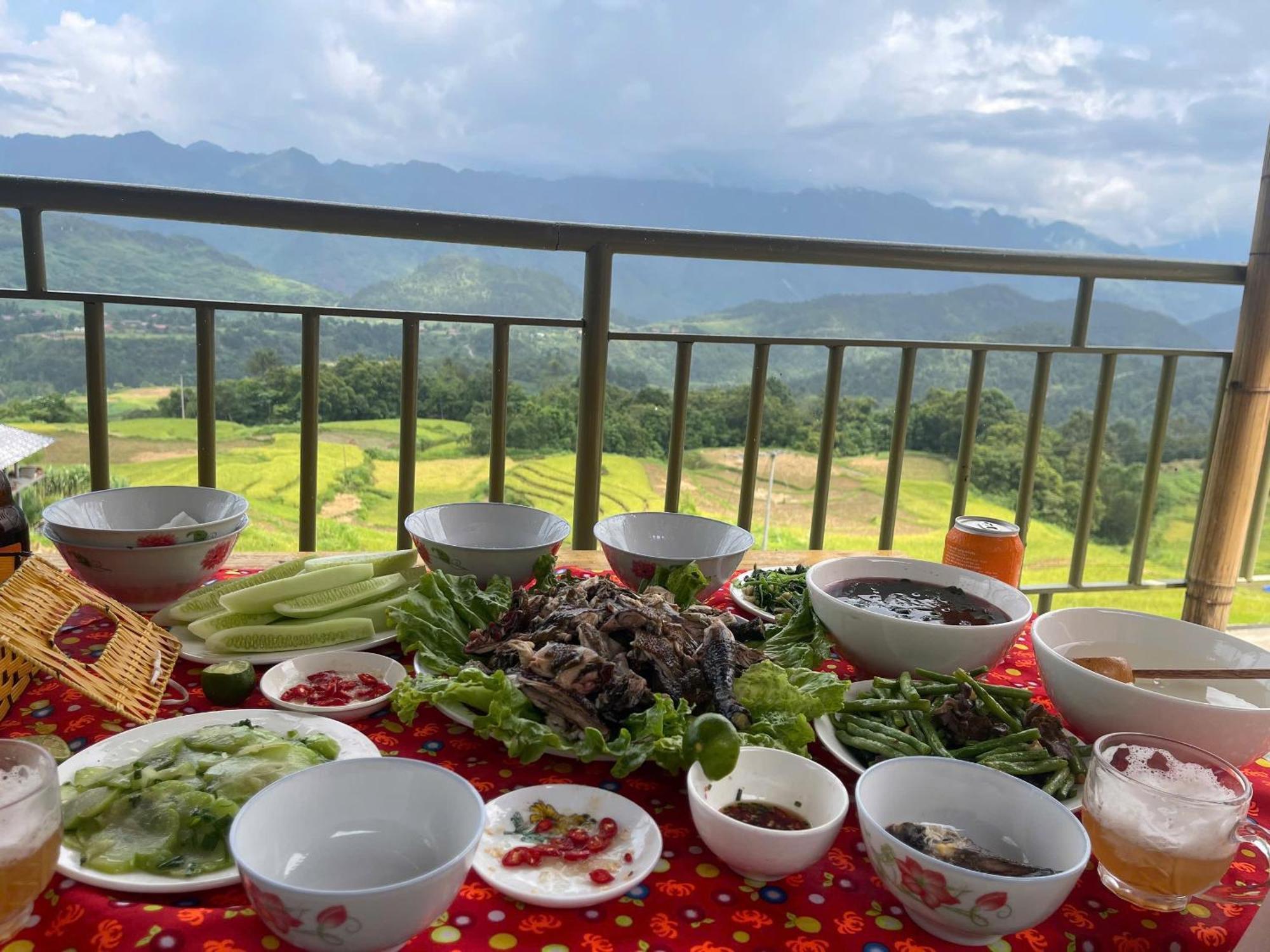 Homestay Truc Son Hong Ha Exteriör bild